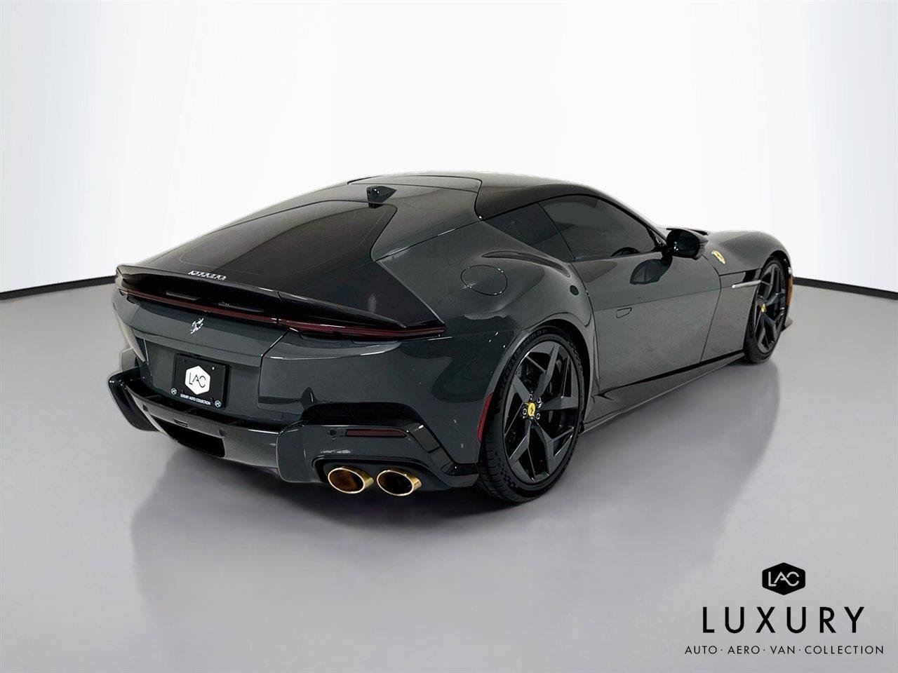 Used 2025 Ferrari 12Cilindri RWD image 5