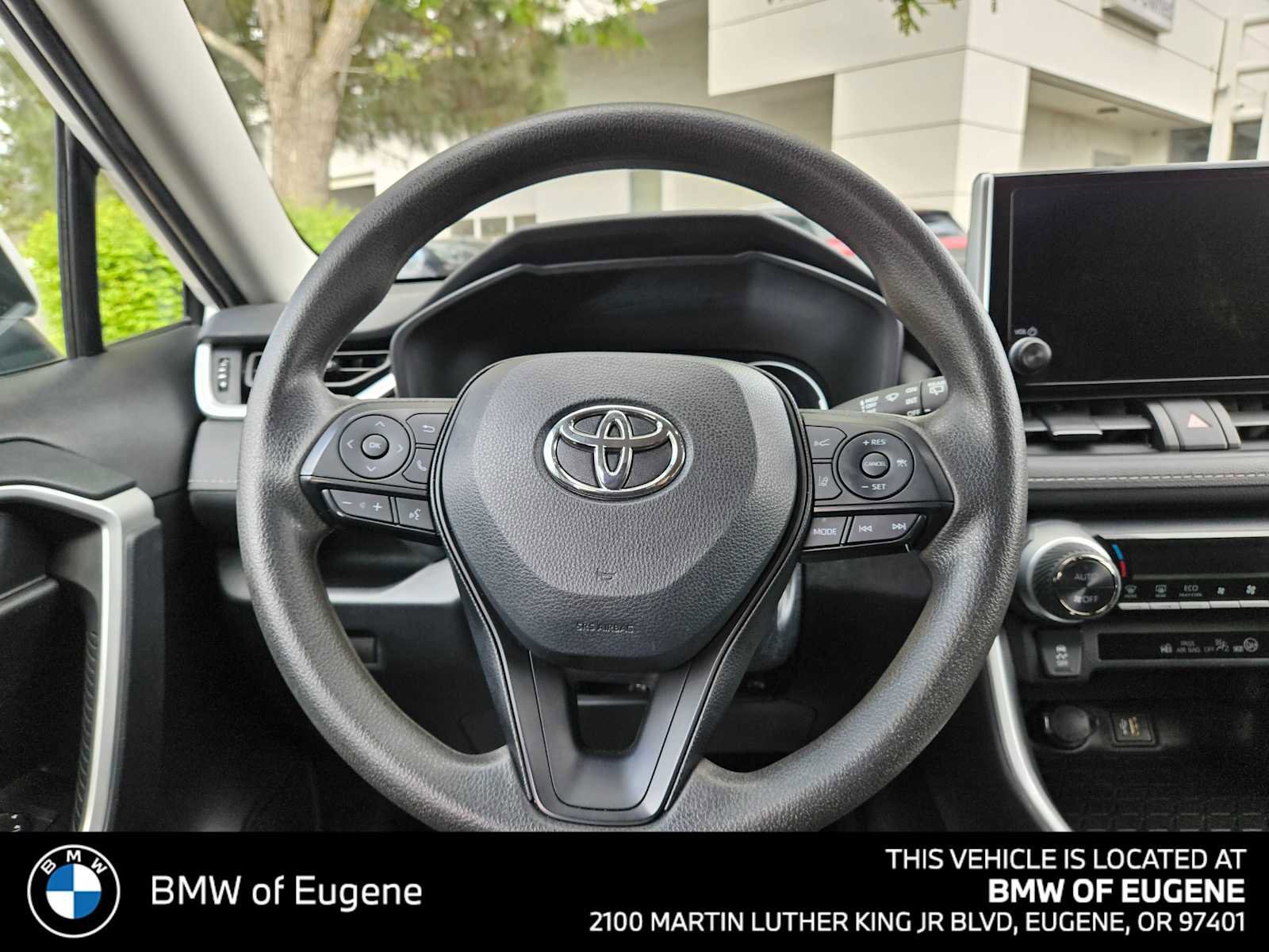 Used 2024 Toyota RAV4 LE AWD/4WD image 22