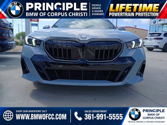 New 2026 BMW 530i w/ Executive Package RWD image 3
