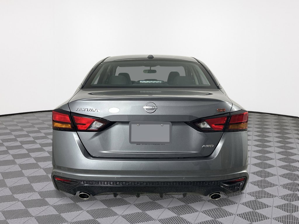 New 2025 Nissan Altima 2.5 SR image 4