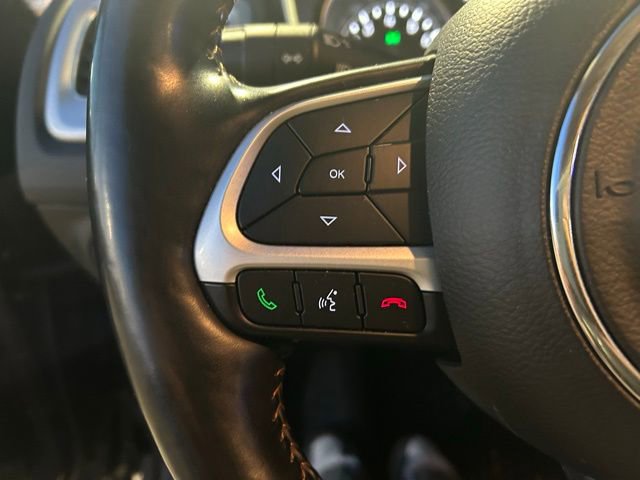 Used 2020 Jeep Compass Latitude w/ Cold Weather Group image 15
