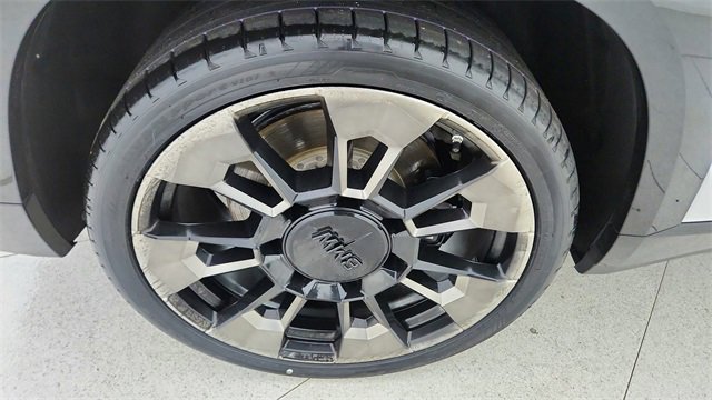 Used 2023 BMW XM image 57