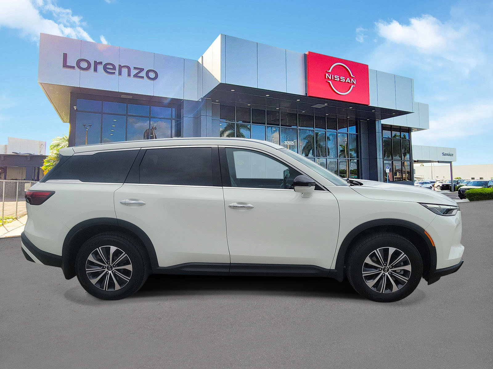 Used 2024 INFINITI QX60 Pure FWD image 4