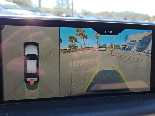 Used 2017 BMW 740i image 9