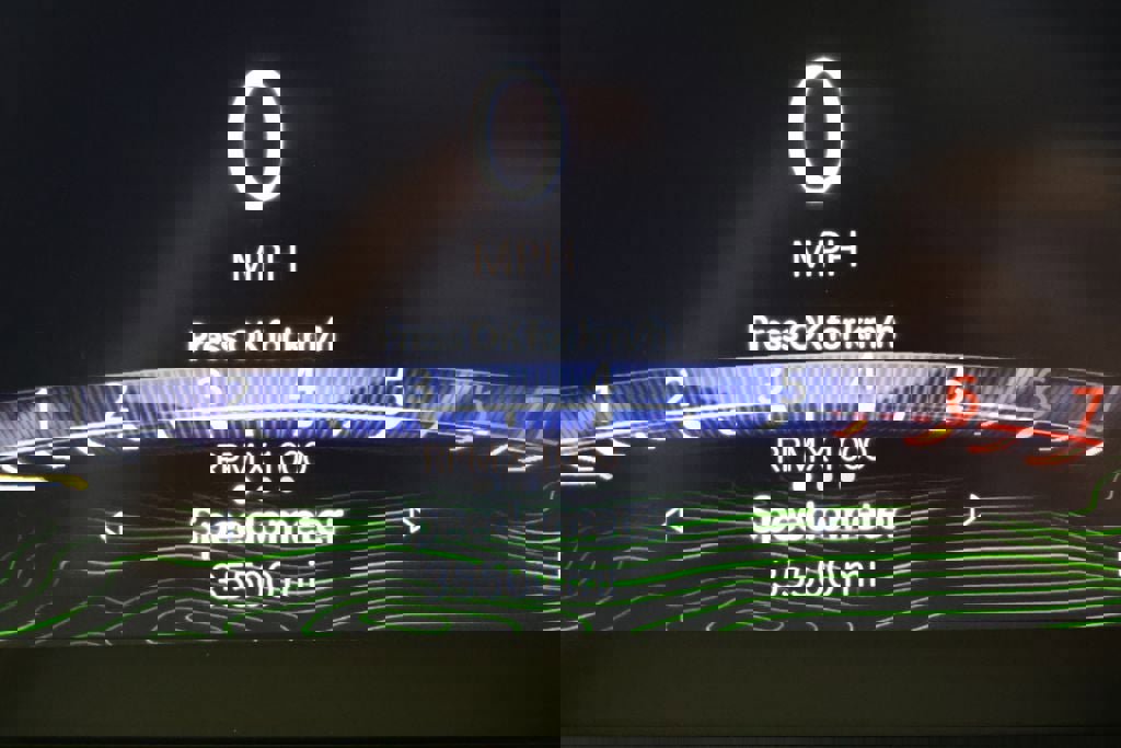 Used 2023 Jeep Grand Cherokee Overland w/ Advanced Protech Group III AWD/4WD image 19