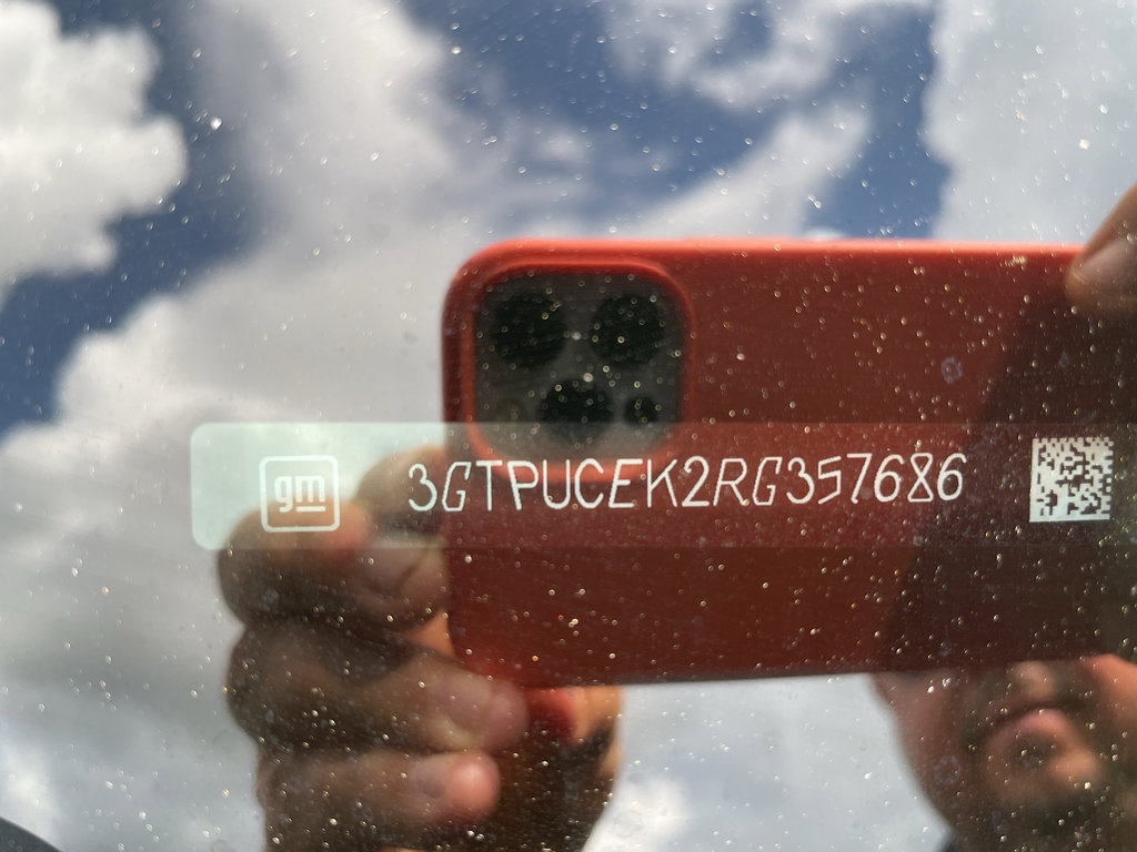 Used 2024 GMC Sierra 1500 Elevation image 26