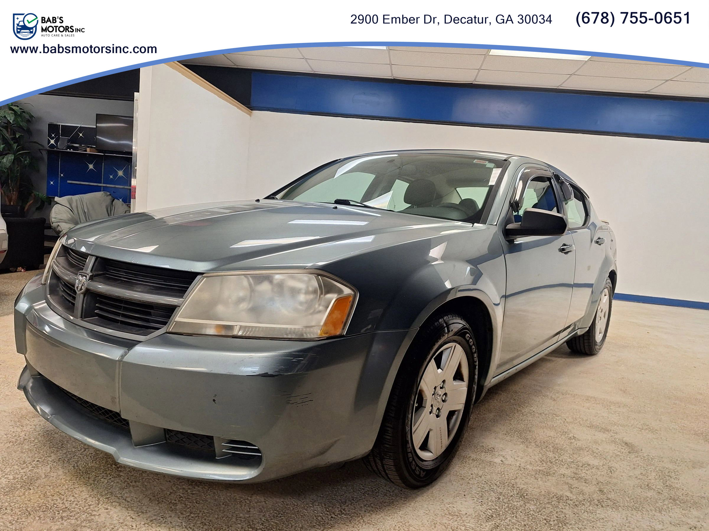 Used 2010 Dodge Avenger SXT image 2