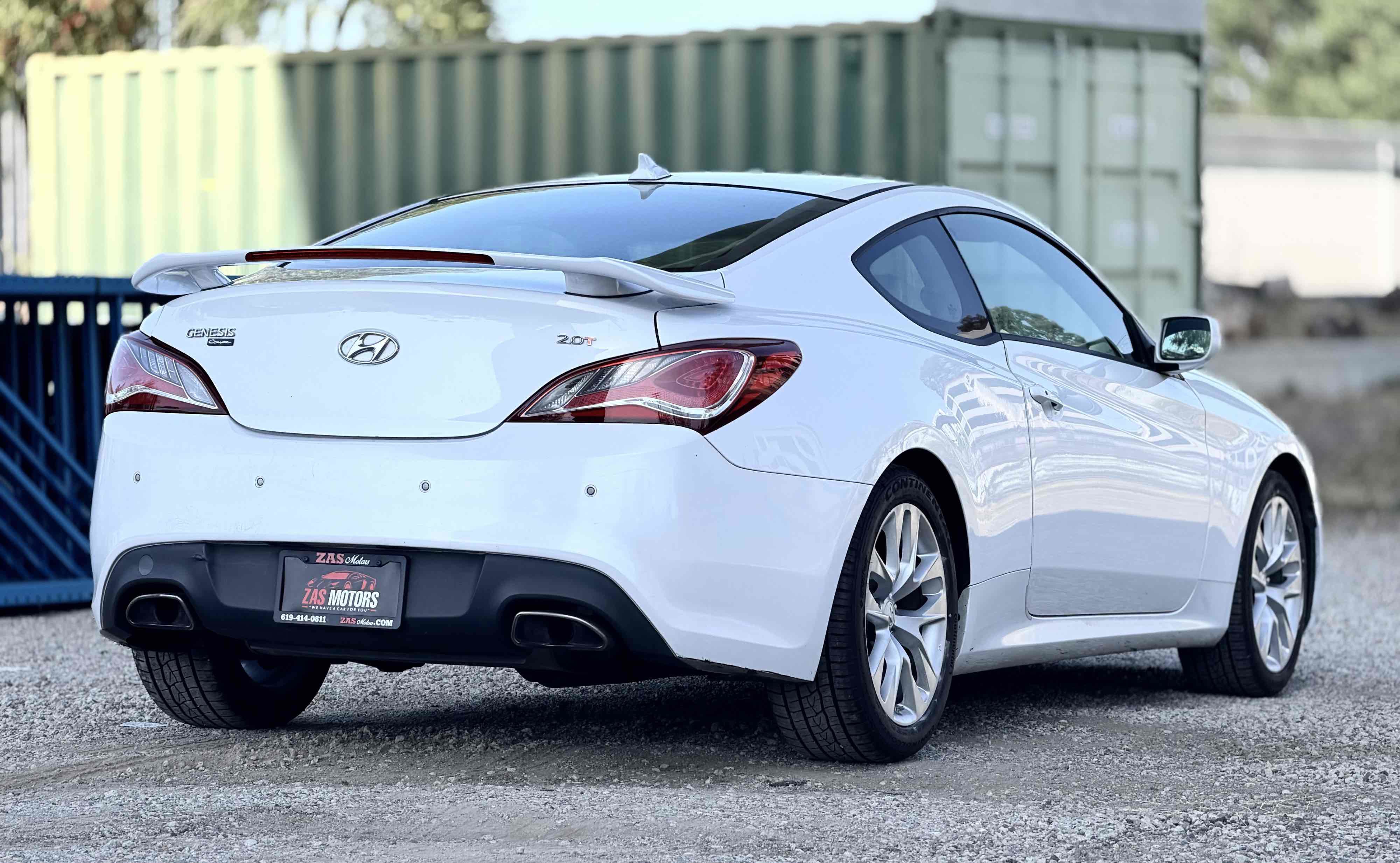 Used 2014 Hyundai Genesis 2.0T image 7