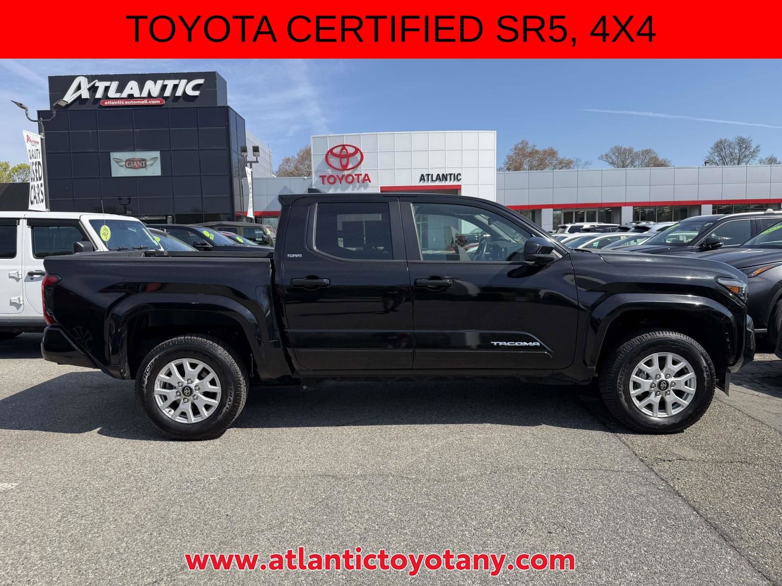 Certified 2024 Toyota Tacoma SR5 AWD/4WD image 32