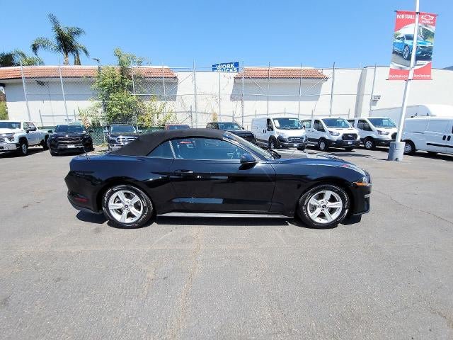 Used 2023 Ford Mustang Convertible RWD image 9