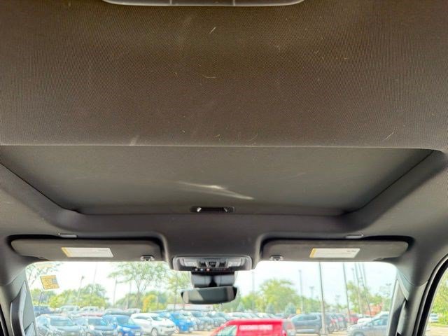 Used 2022 GMC Sierra 1500 AT4 w/ AT4 Premium Package AWD/4WD image 28