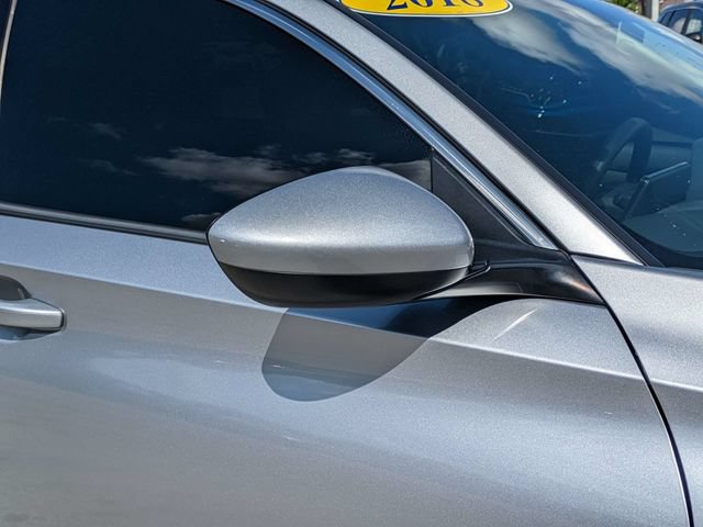 Used 2018 Honda Accord EX image 12