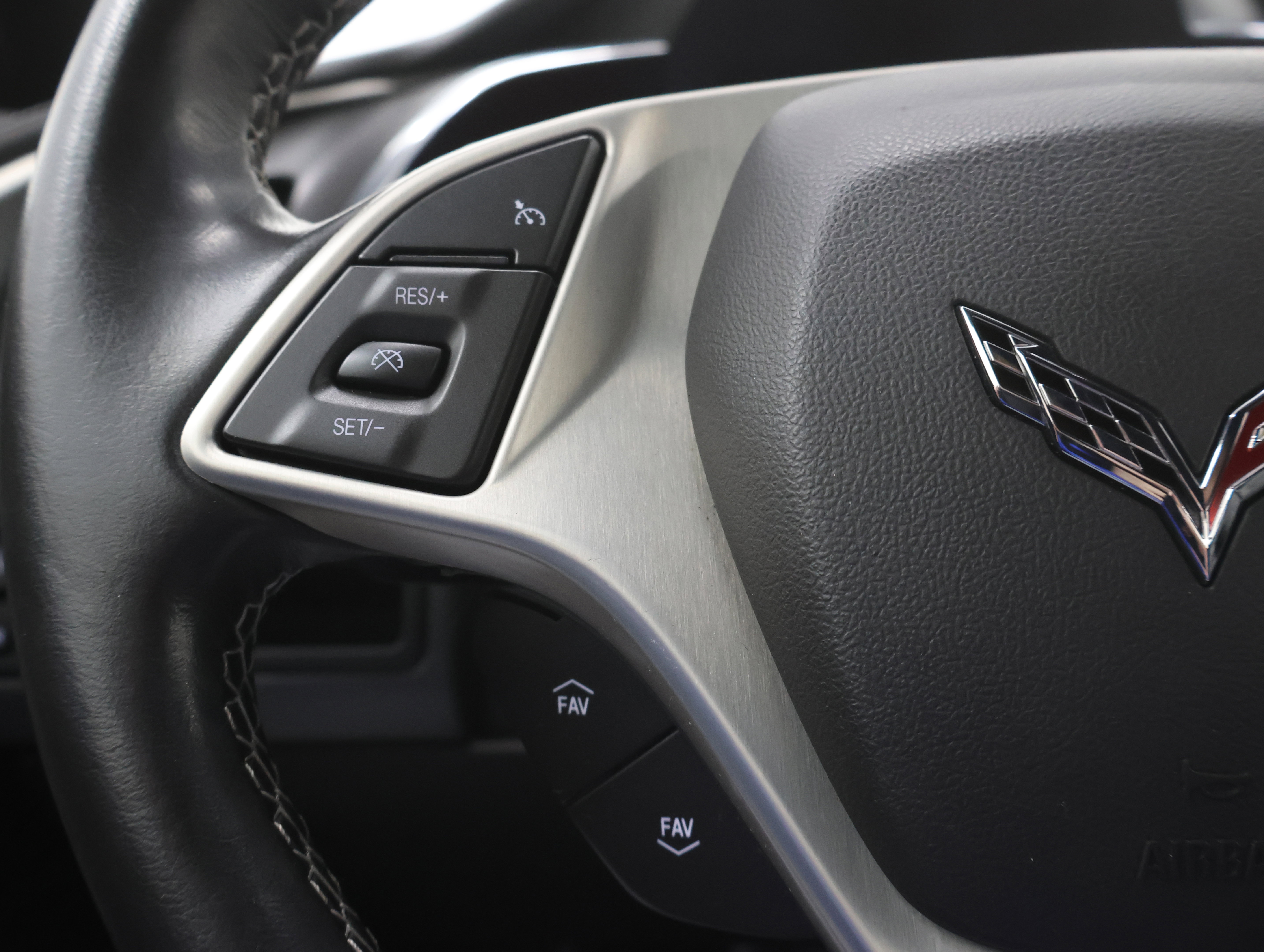 Used 2014 Chevrolet Corvette Stingray Coupe image 14