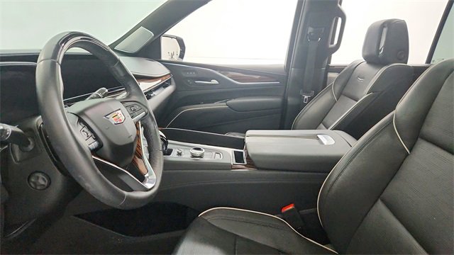 Certified 2023 Cadillac Escalade Premium Luxury w/ Performance Package image 12