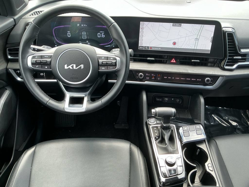 Used 2025 Kia Sportage X-Line w/ Premium Package AWD/4WD image 16