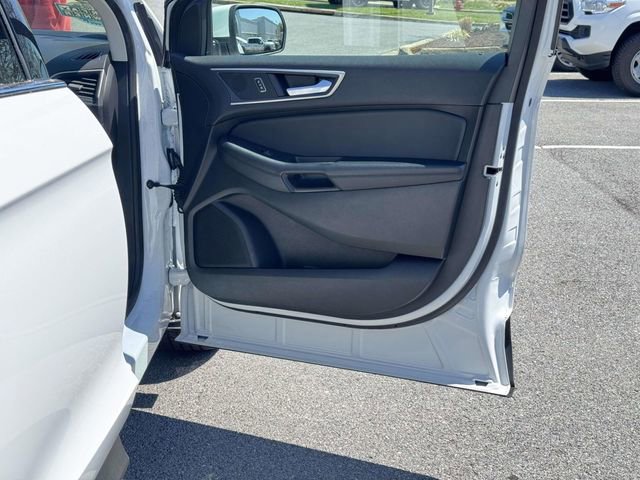 Used 2024 Ford Edge SEL AWD/4WD image 10