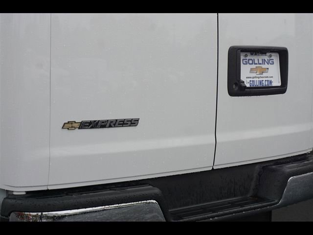 New 2025 Chevrolet Express 2500 image 25