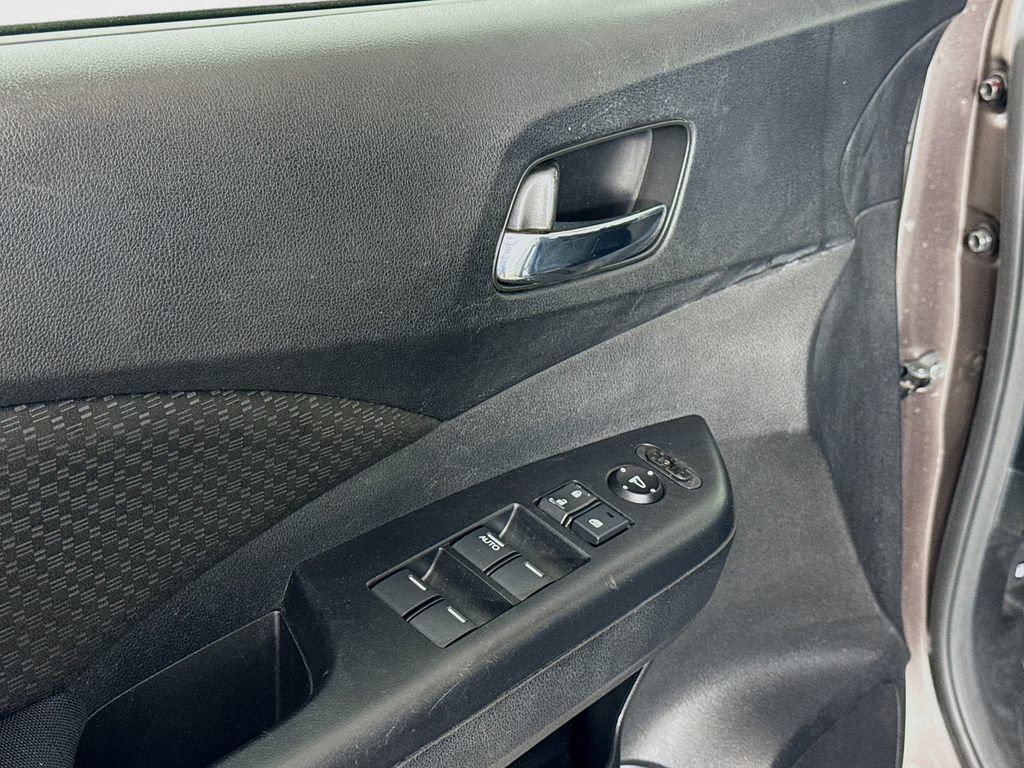 Used 2016 Honda CR-V EX image 17