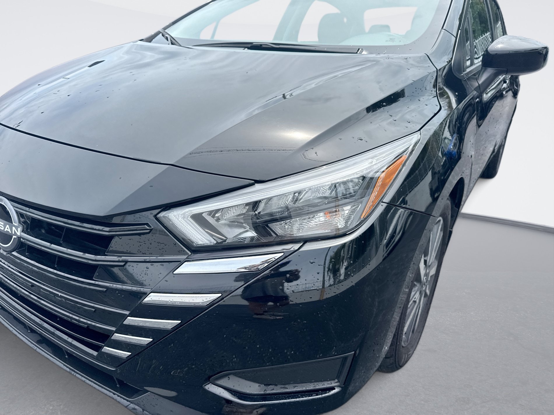 Certified 2025 Nissan Versa SV w/ Trunk Package FWD image 10