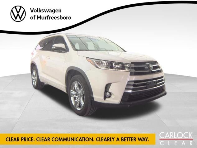 Used 2019 Toyota Highlander Limited FWD image 3