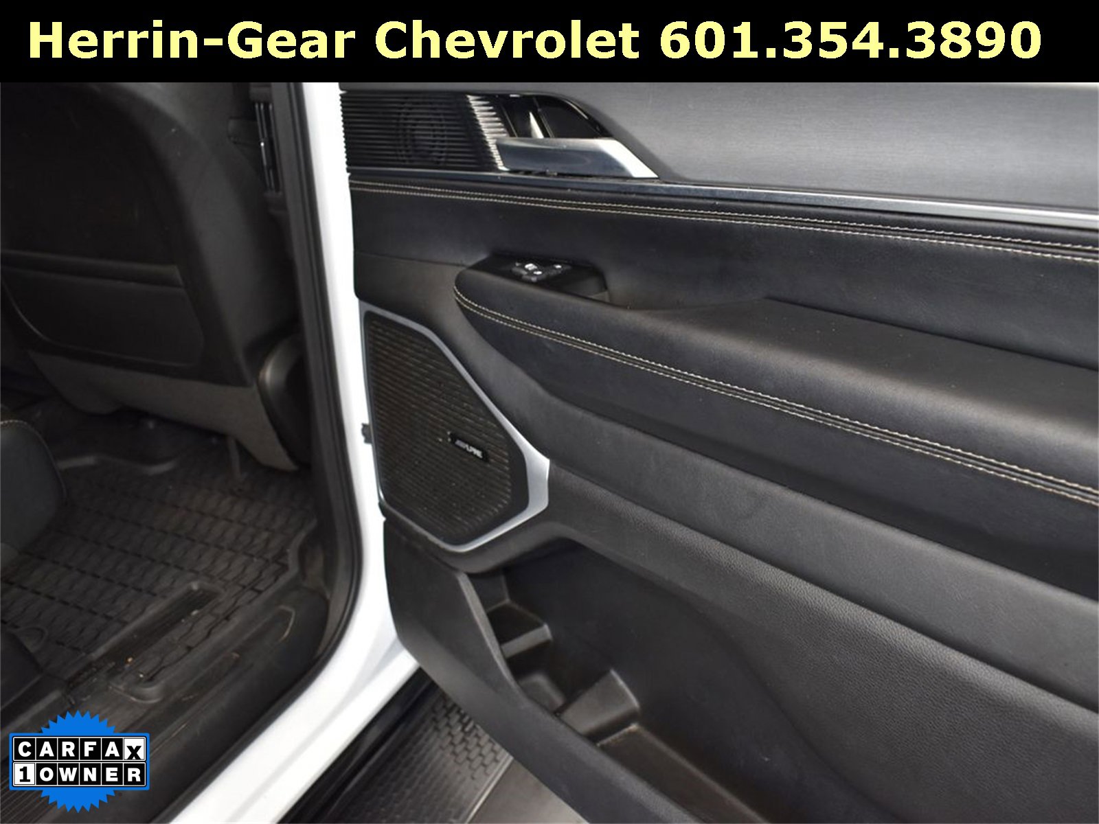 Used 2024 Jeep Wagoneer L Series II image 21