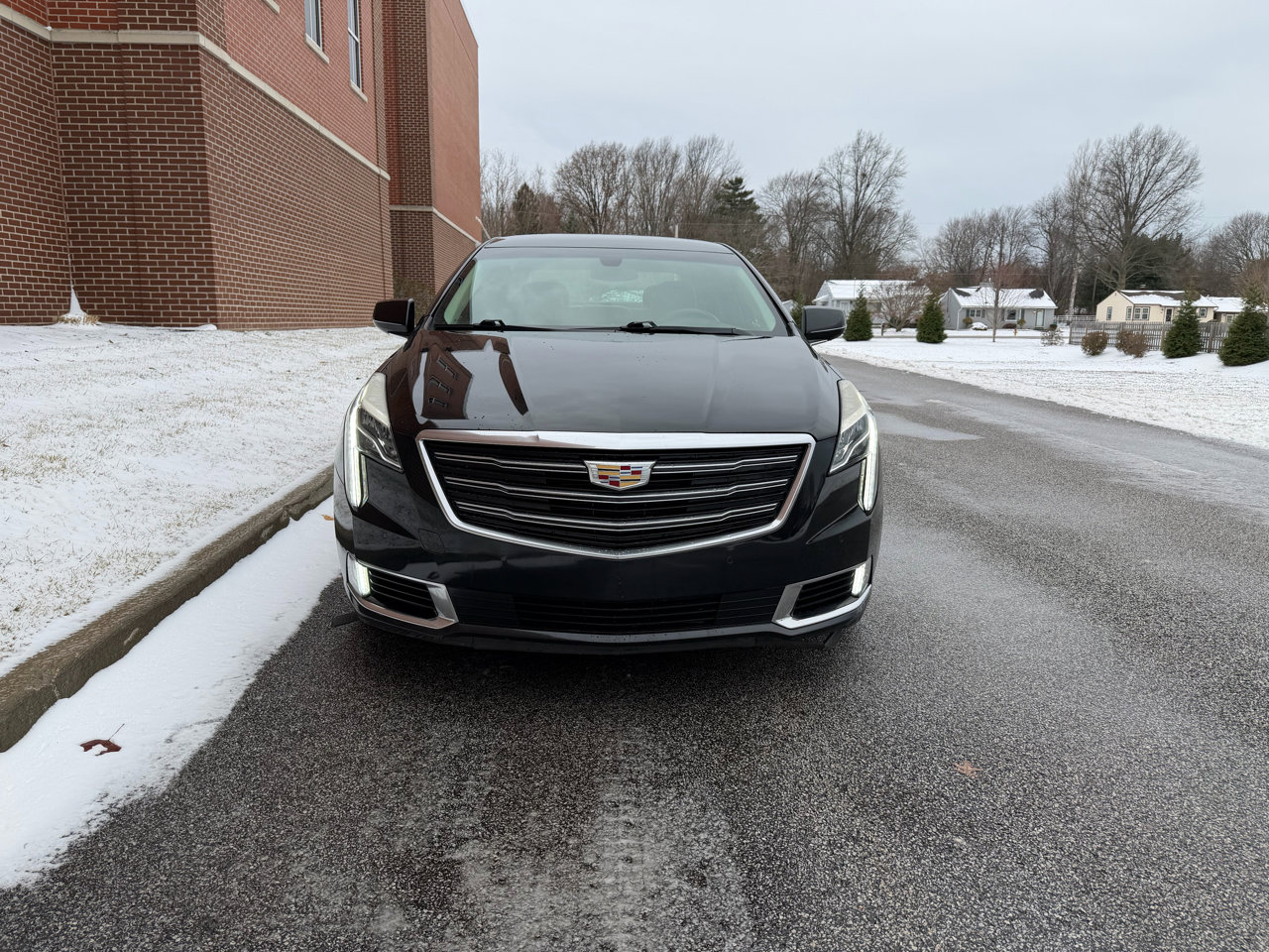 Used 2018 Cadillac XTS Luxury image 2