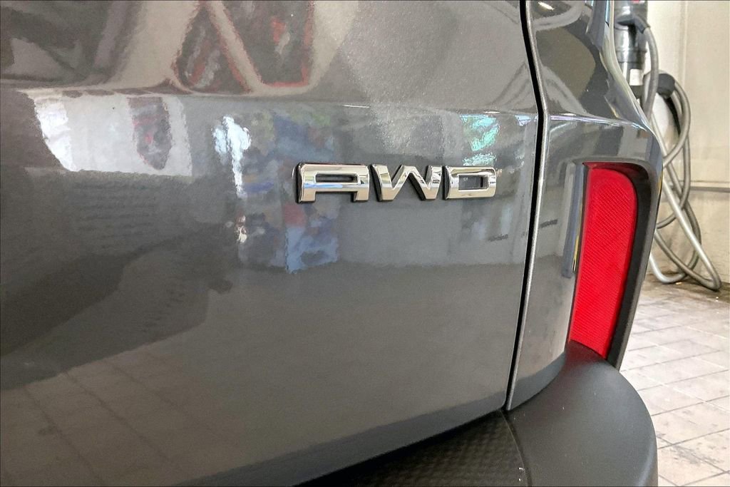 Used 2024 Ford Escape Platinum AWD/4WD image 19