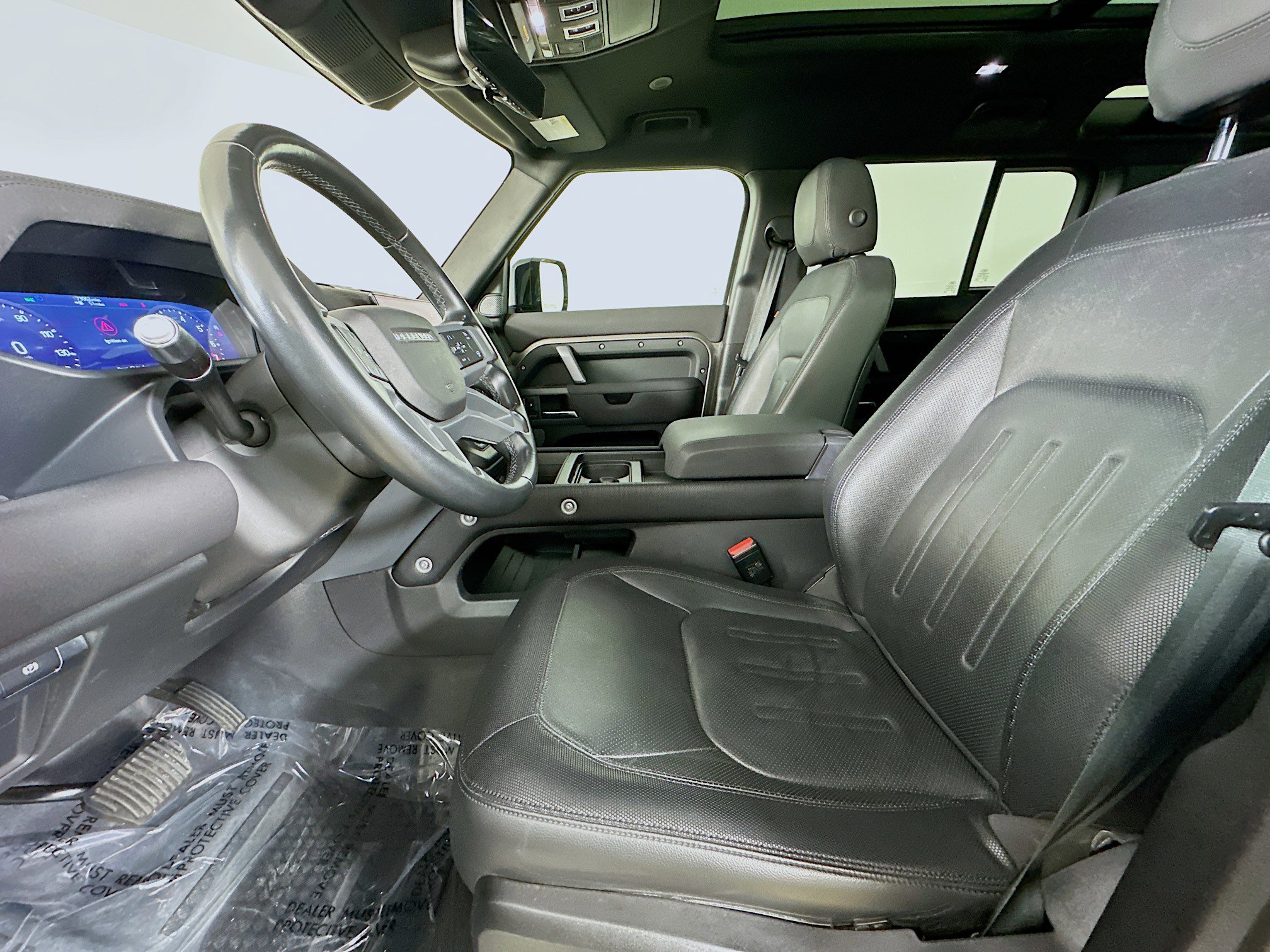 Used 2022 Land Rover Defender 110 X-Dynamic SE image 30