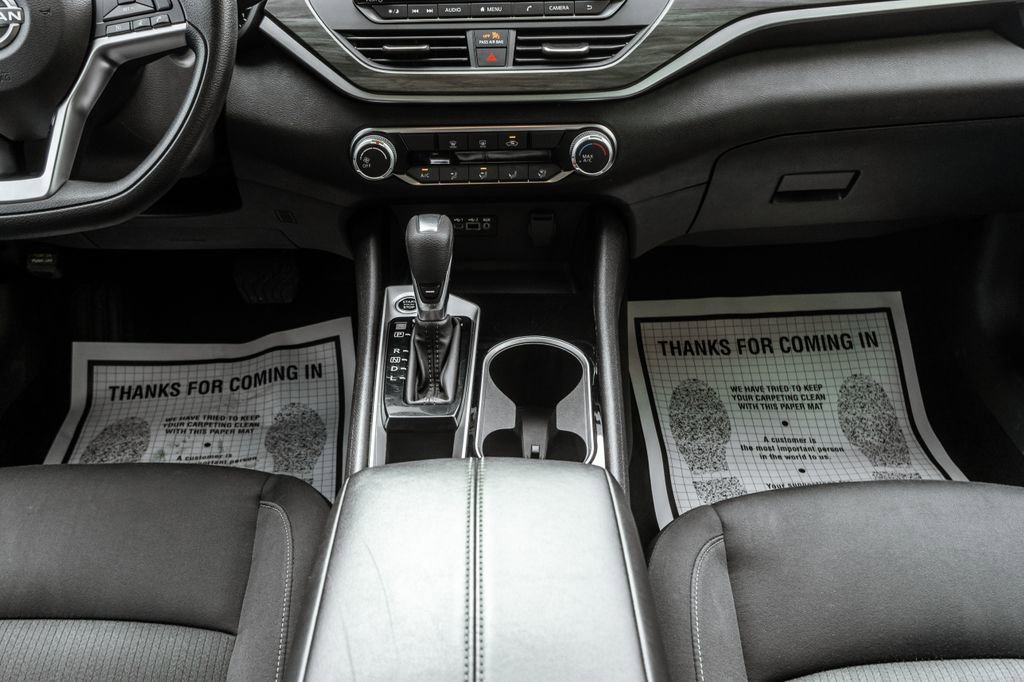 Used 2024 Nissan Altima 2.5 SV image 10