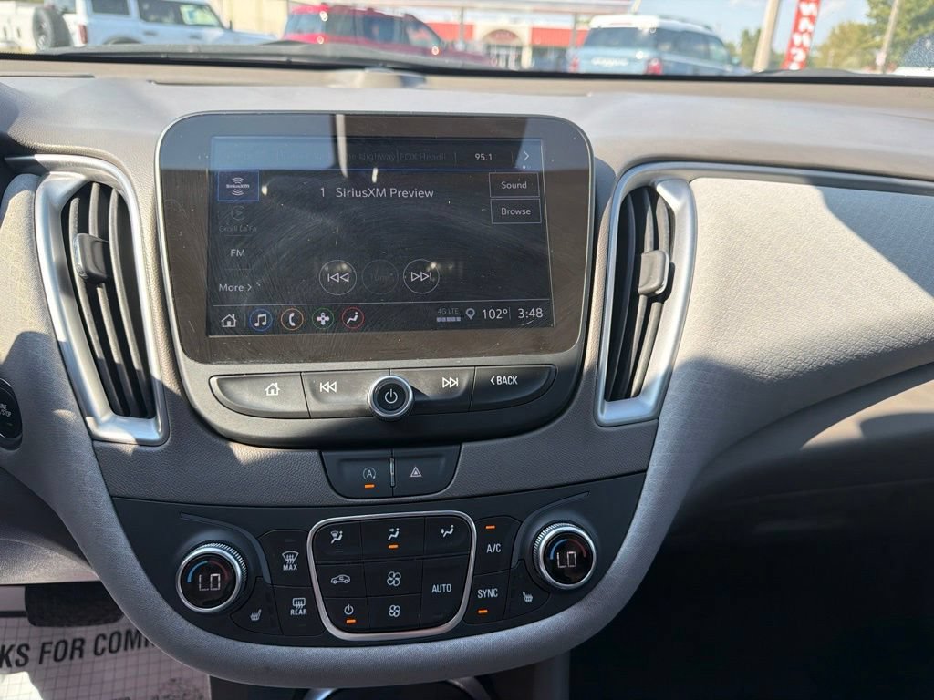 Used 2025 Chevrolet Malibu LT FWD image 19