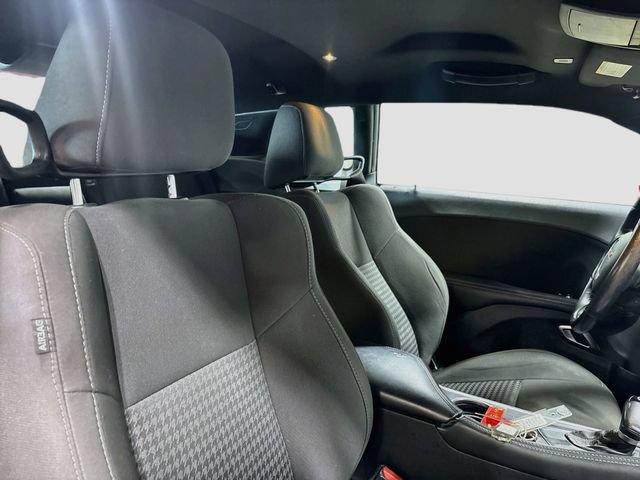 Used 2019 Dodge Challenger GT w/ Blacktop Package AWD/4WD image 18