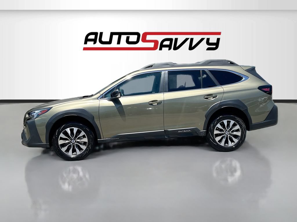 Used 2025 Subaru Outback Limited AWD/4WD image 4