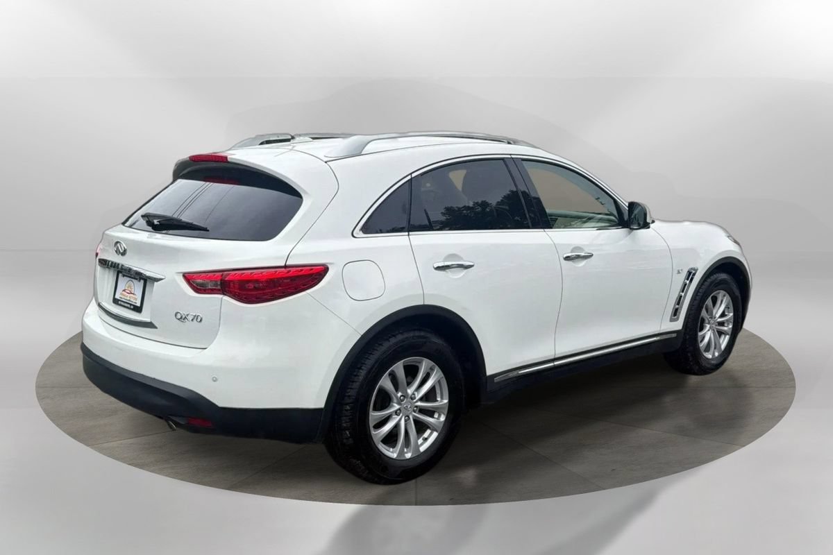 Used 2016 INFINITI QX70 2WD w/ Premium Package image 5