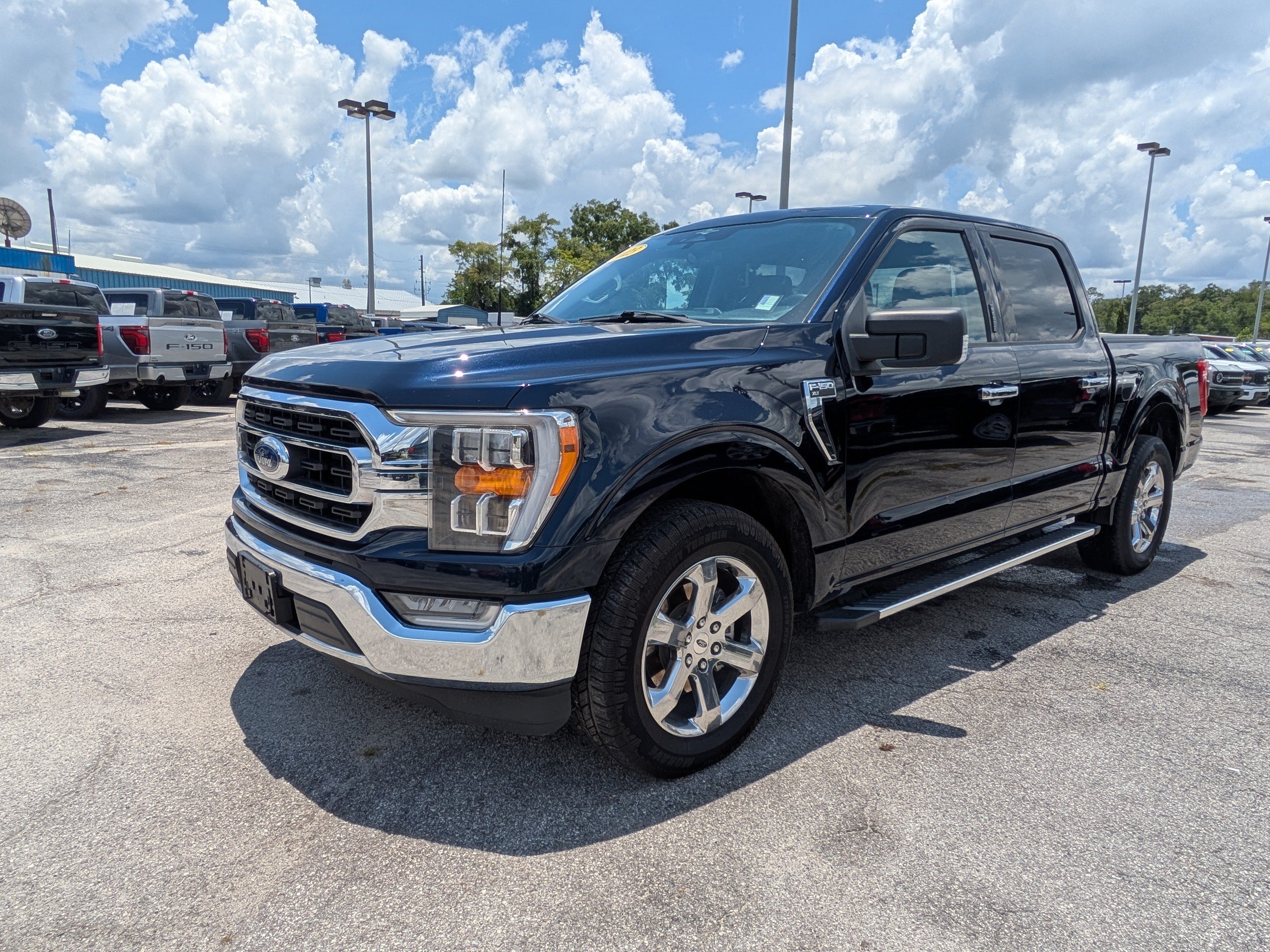 Used 2023 Ford F150 XLT w/ Equipment Group 302A High RWD image 8