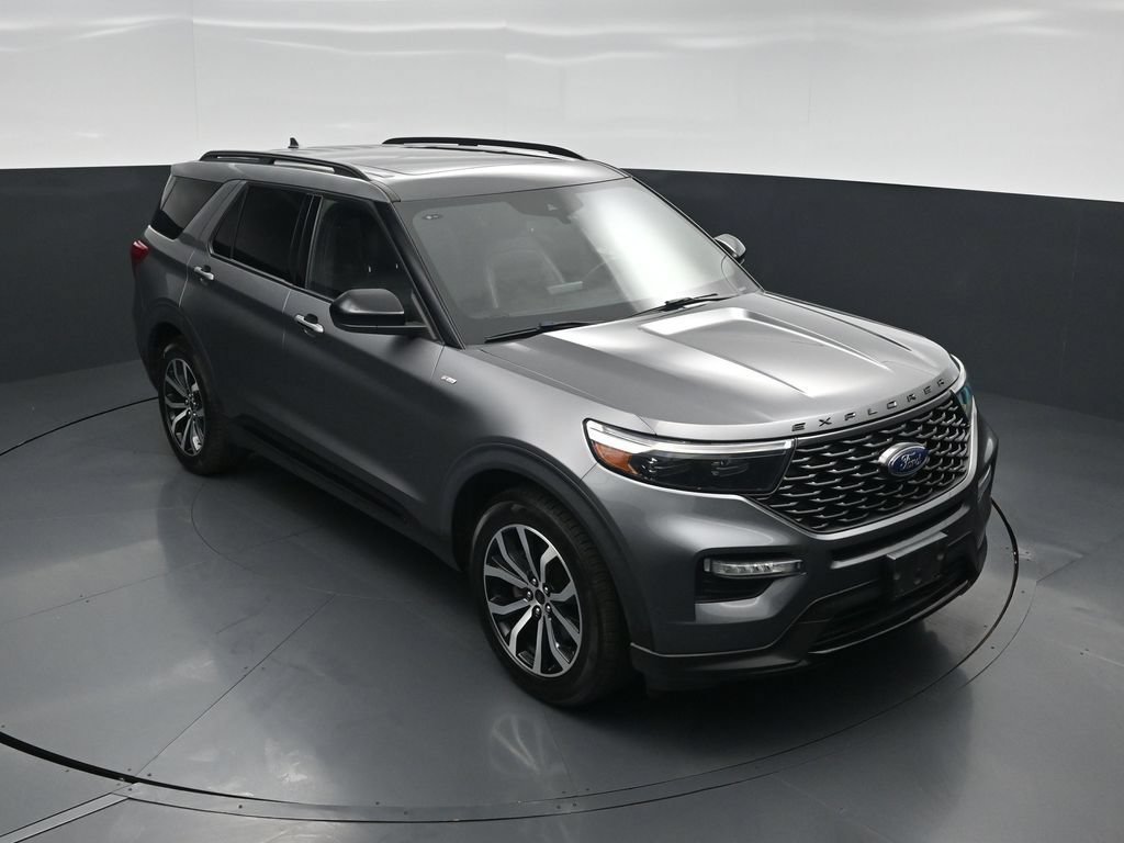 Certified 2023 Ford Explorer ST-Line w/ Class IV Trailer Tow Package RWD image 37