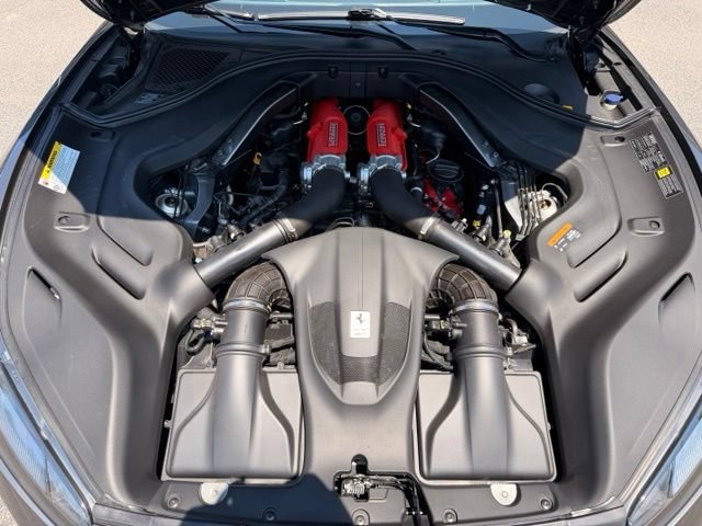 Used 2020 Ferrari Portofino RWD image 42