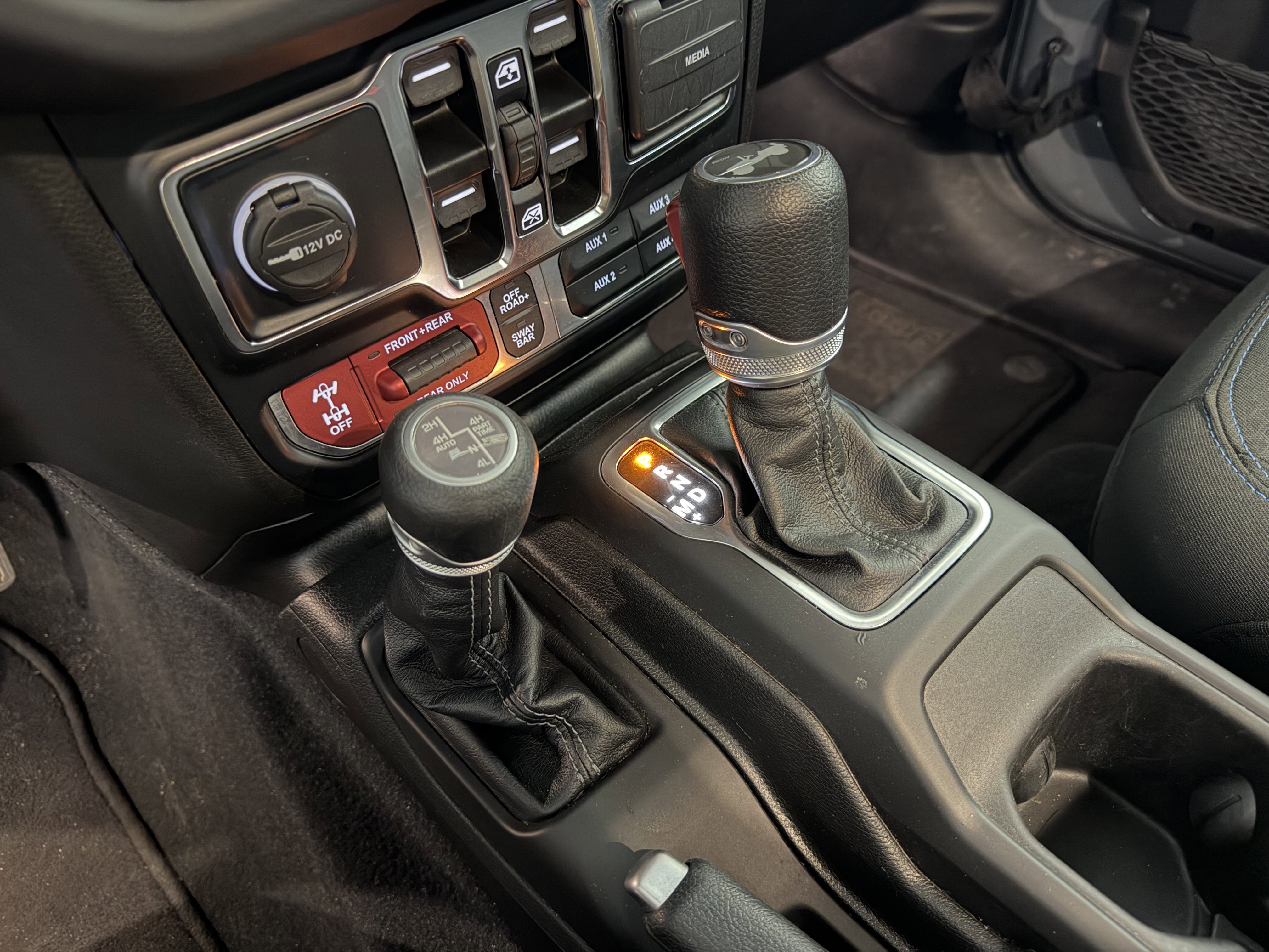 Used 2024 Jeep Wrangler Unlimited Rubicon 4xe image 22