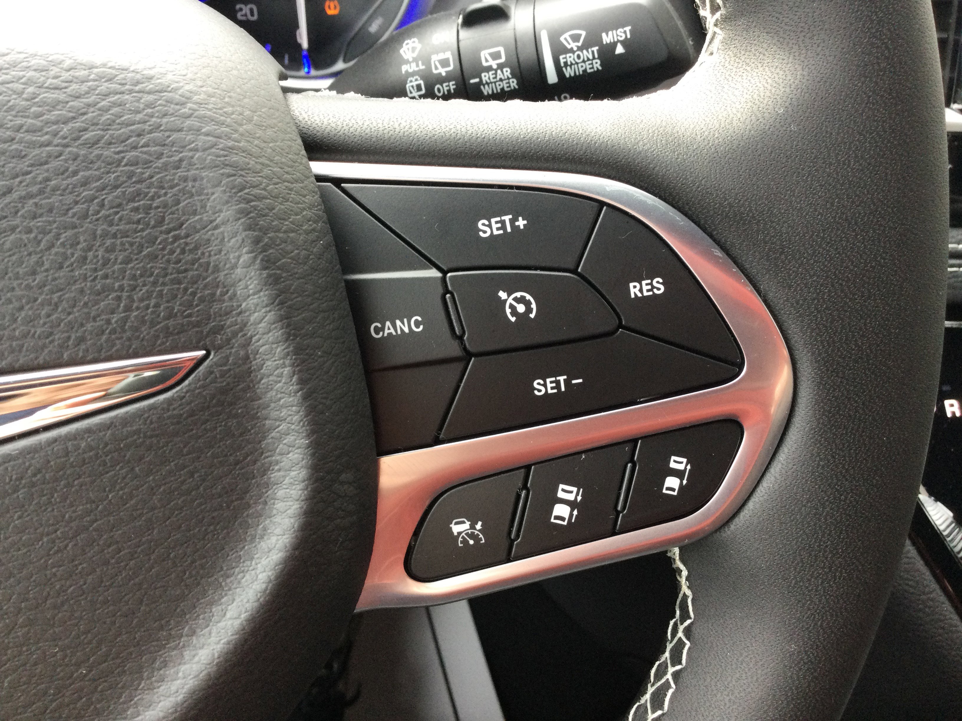 New 2026 Chrysler Pacifica Select image 13