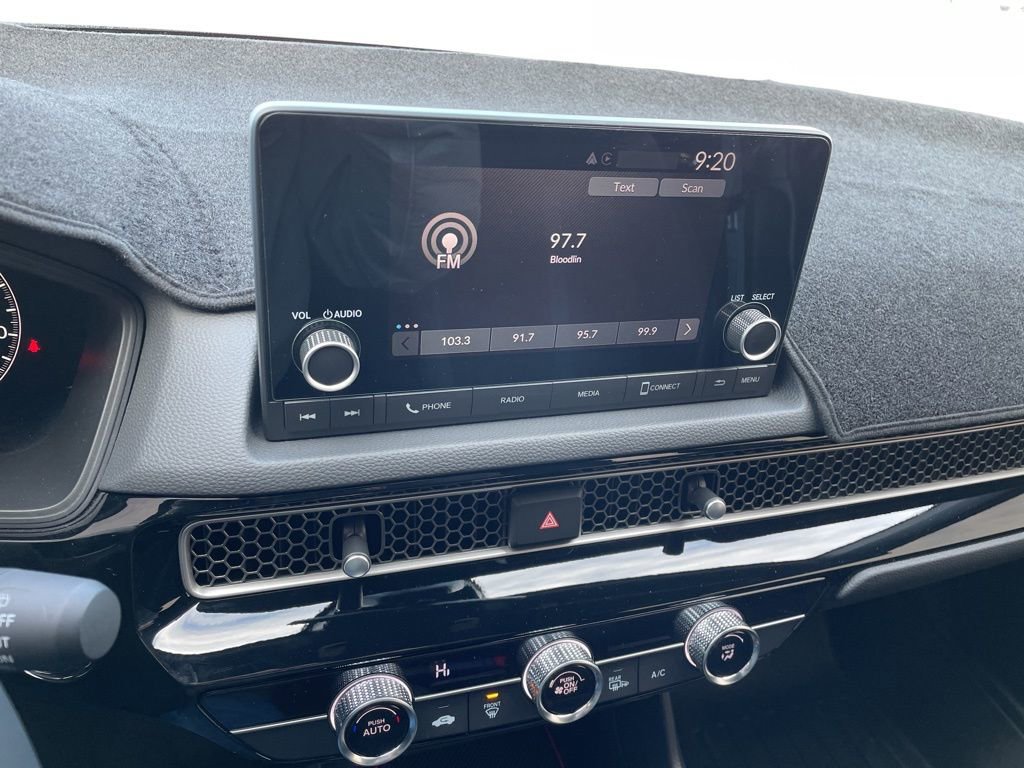 Used 2025 Honda Civic Sport image 18