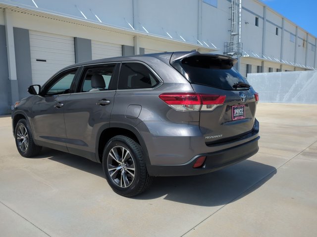 Used 2019 Toyota Highlander Plus FWD image 8