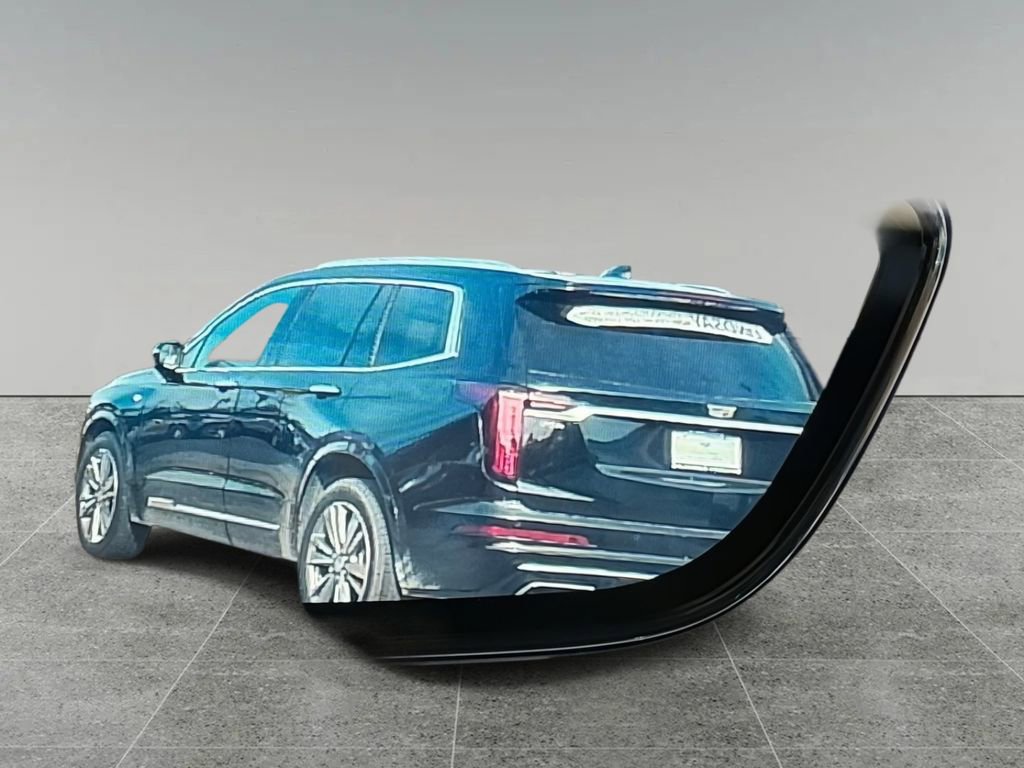 Used 2025 Cadillac Optiq Luxury 2 w/ LPO, Floor Liner Package AWD/4WD image 28