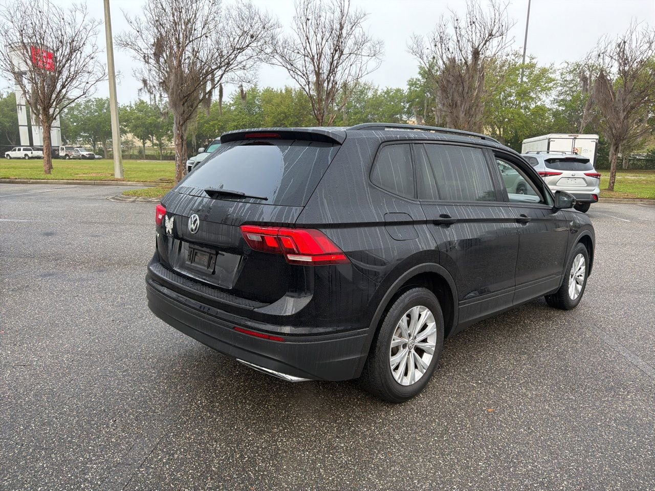 Used 2019 Volkswagen Tiguan S w/ Driver Assistance Package image 5