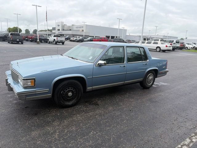 Used 1988 Cadillac De Ville Sedan FWD image 2