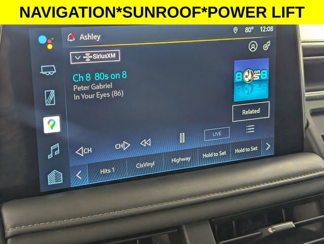 Used 2022 Chevrolet Suburban Z71 w/ Luxury Package image 21