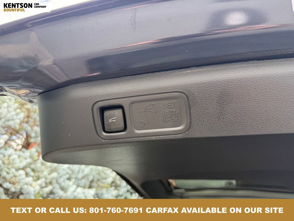Used 2024 Ford Expedition Platinum image 42