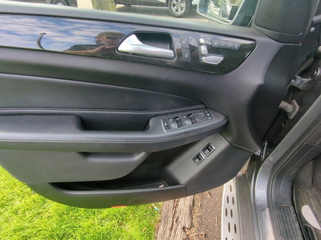 Used 2019 Mercedes-Benz GLS 450 4MATIC image 8
