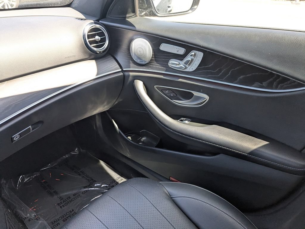 Used 2020 Mercedes-Benz E 450 4MATIC Sedan image 4