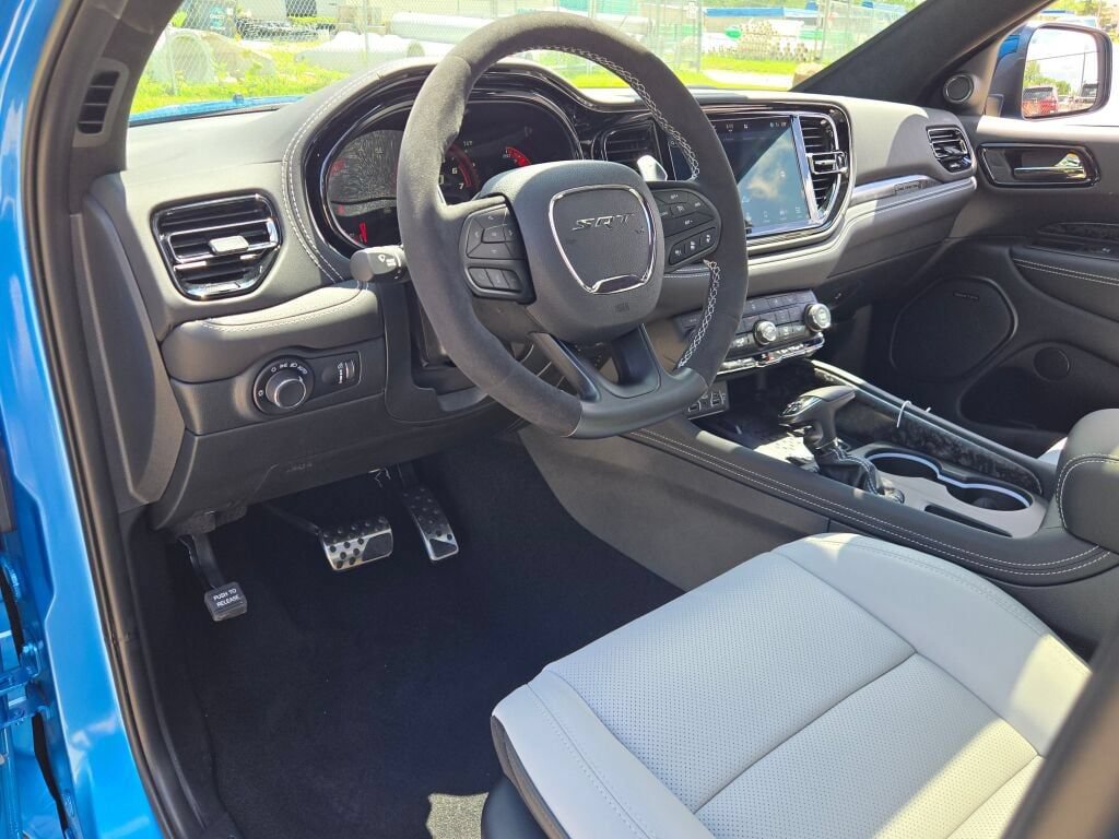 Used 2026 Dodge Durango SRT Hellcat w/ Premium Group AWD/4WD image 24