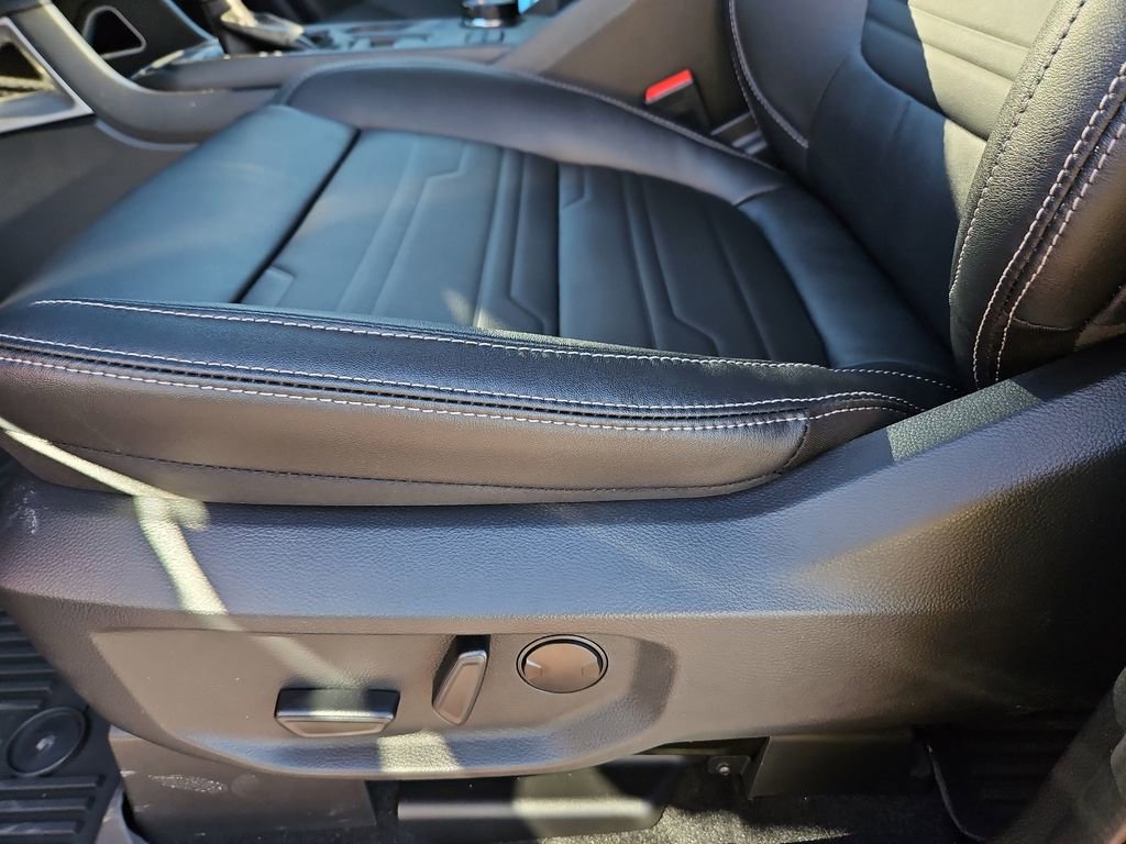 New 2025 Ford Ranger Lariat w/ Chrome Accent Package image 23