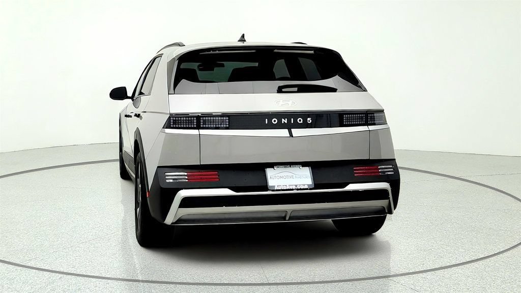 Used 2025 Hyundai Ioniq 5 SEL RWD image 6